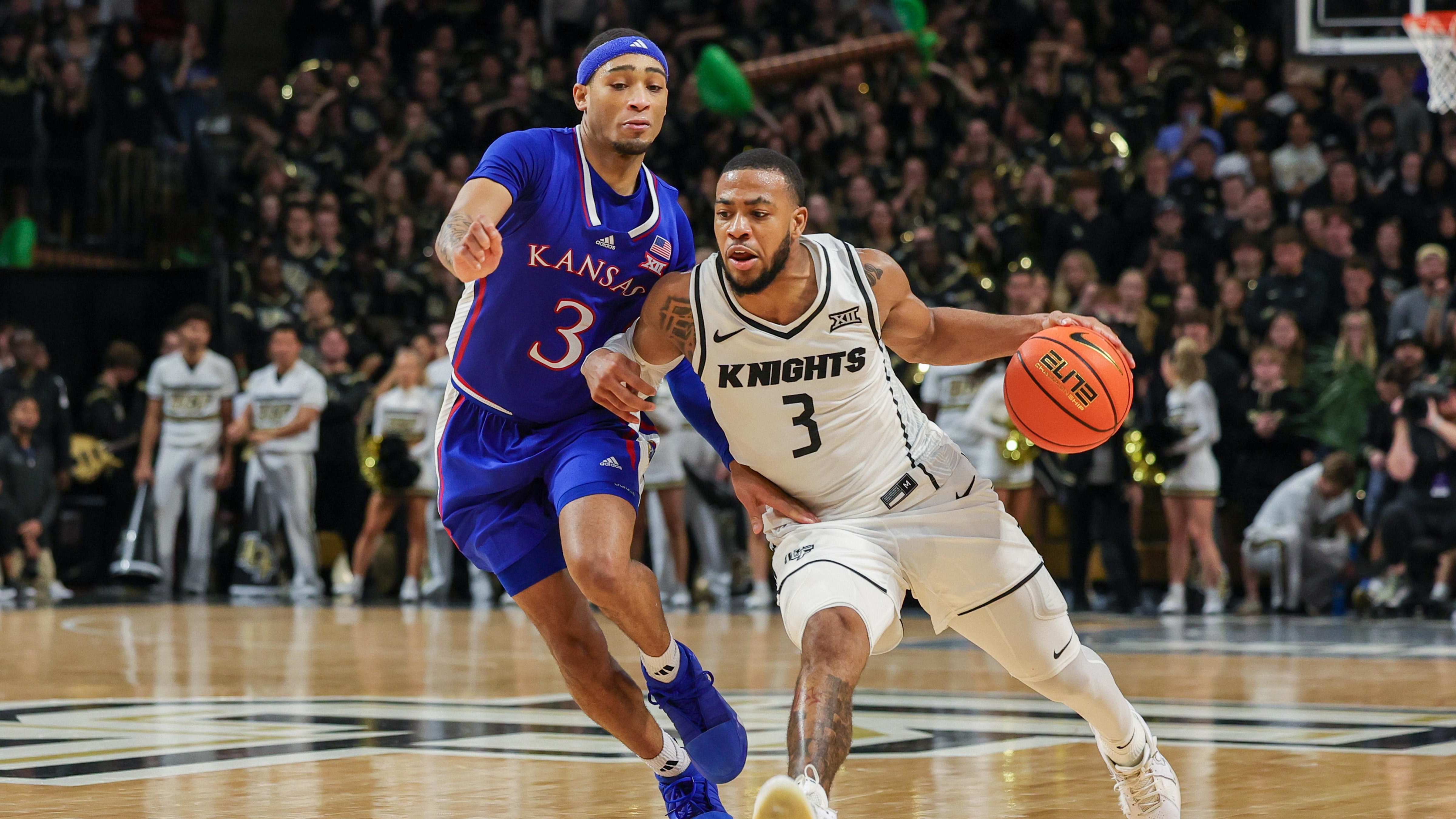 粒进球击垮 粒进球击垮