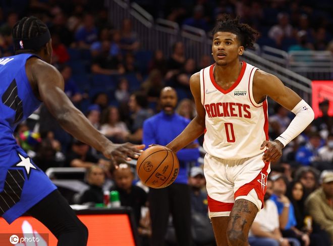 他具备足够 他具备足够