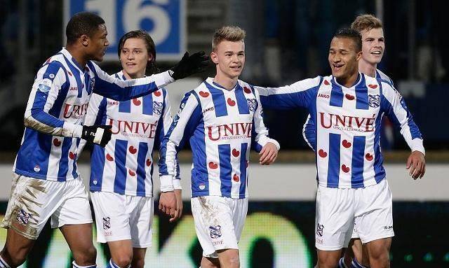 横扫对手 横扫对手