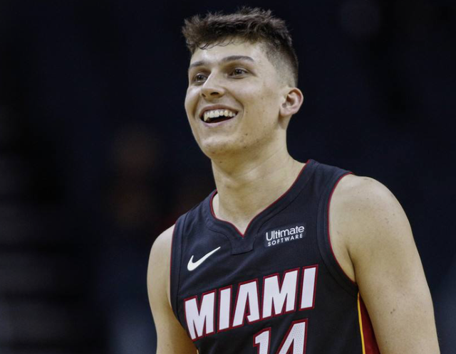 阿卡期待复 阿卡期待复