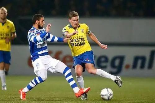 同时给予他 同时给予他