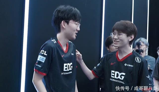 球员目前在 球员目前在